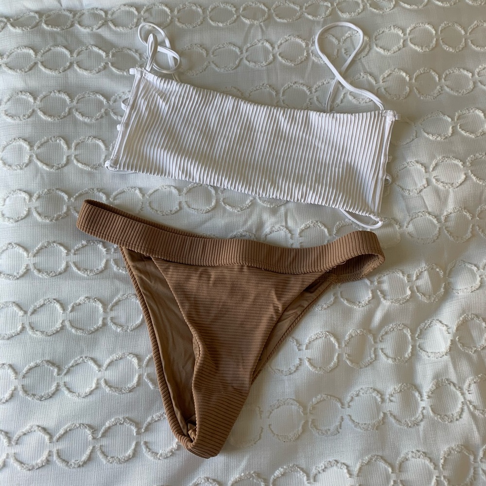 Ribbed Bikini